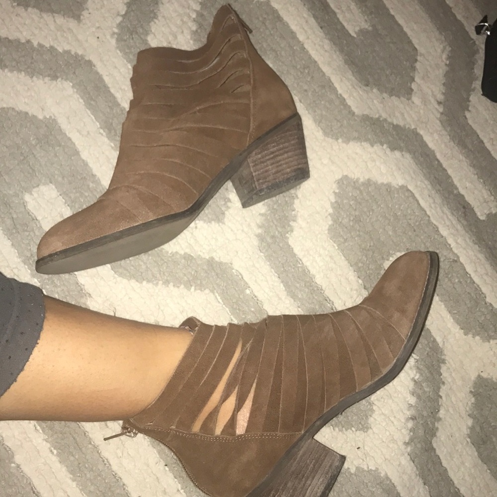 Cute brown booties!